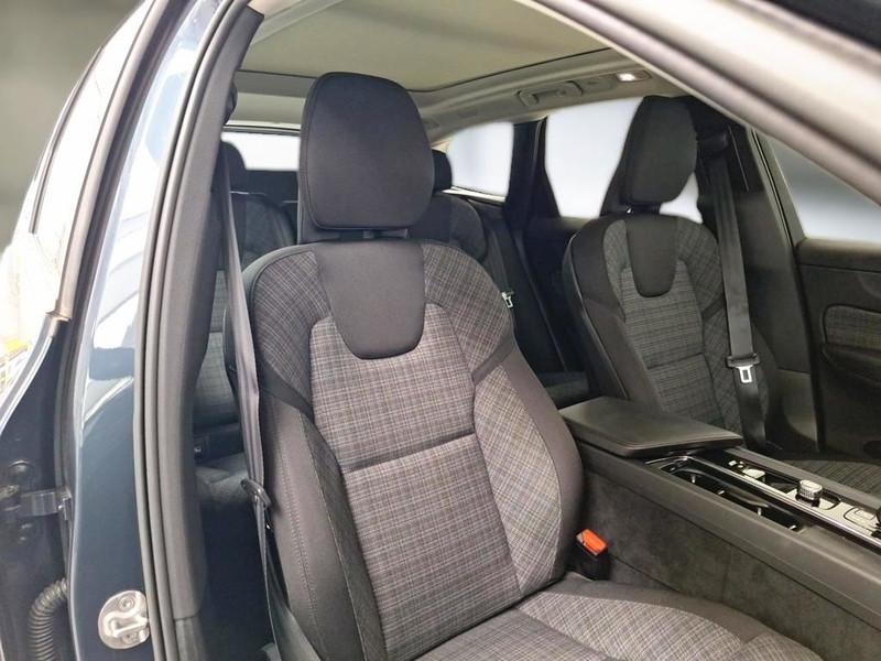 VOLVO XC60 T6 PLUG-IN AWD AUTO CORE SUV
