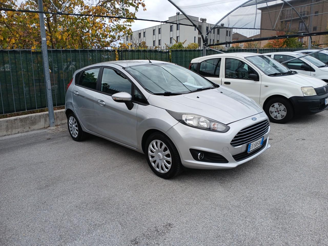 FORD FIESTA 1.4 Bz- GAS GPL 2013