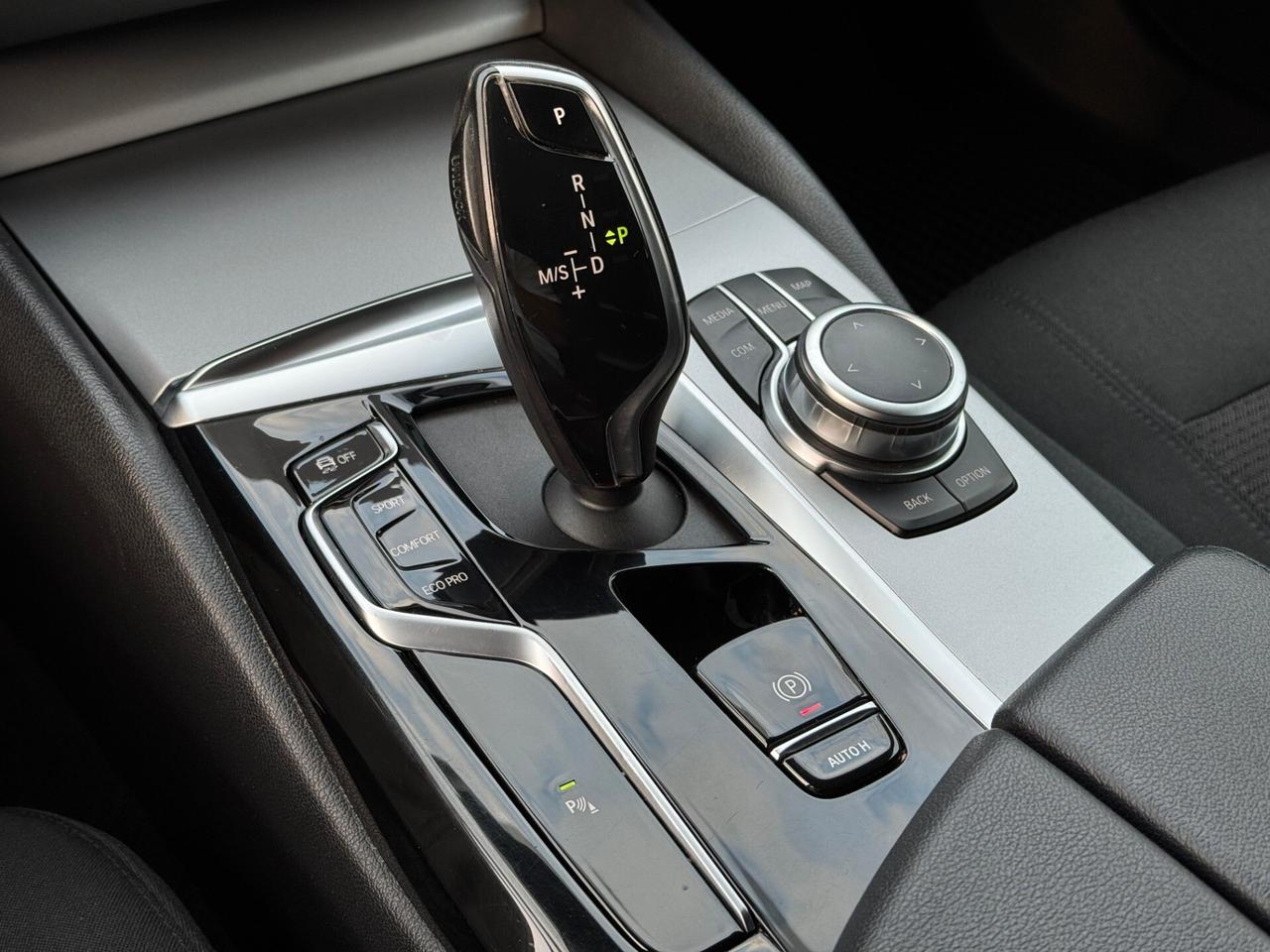 Bmw 520 520d 190 cv Touring Business automatica MHEV