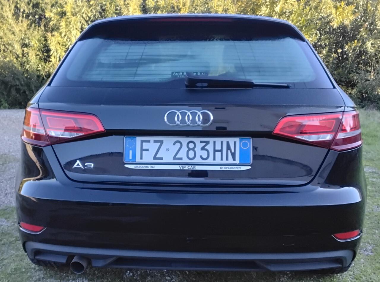 Audi A3 SPB 30 TDI Business