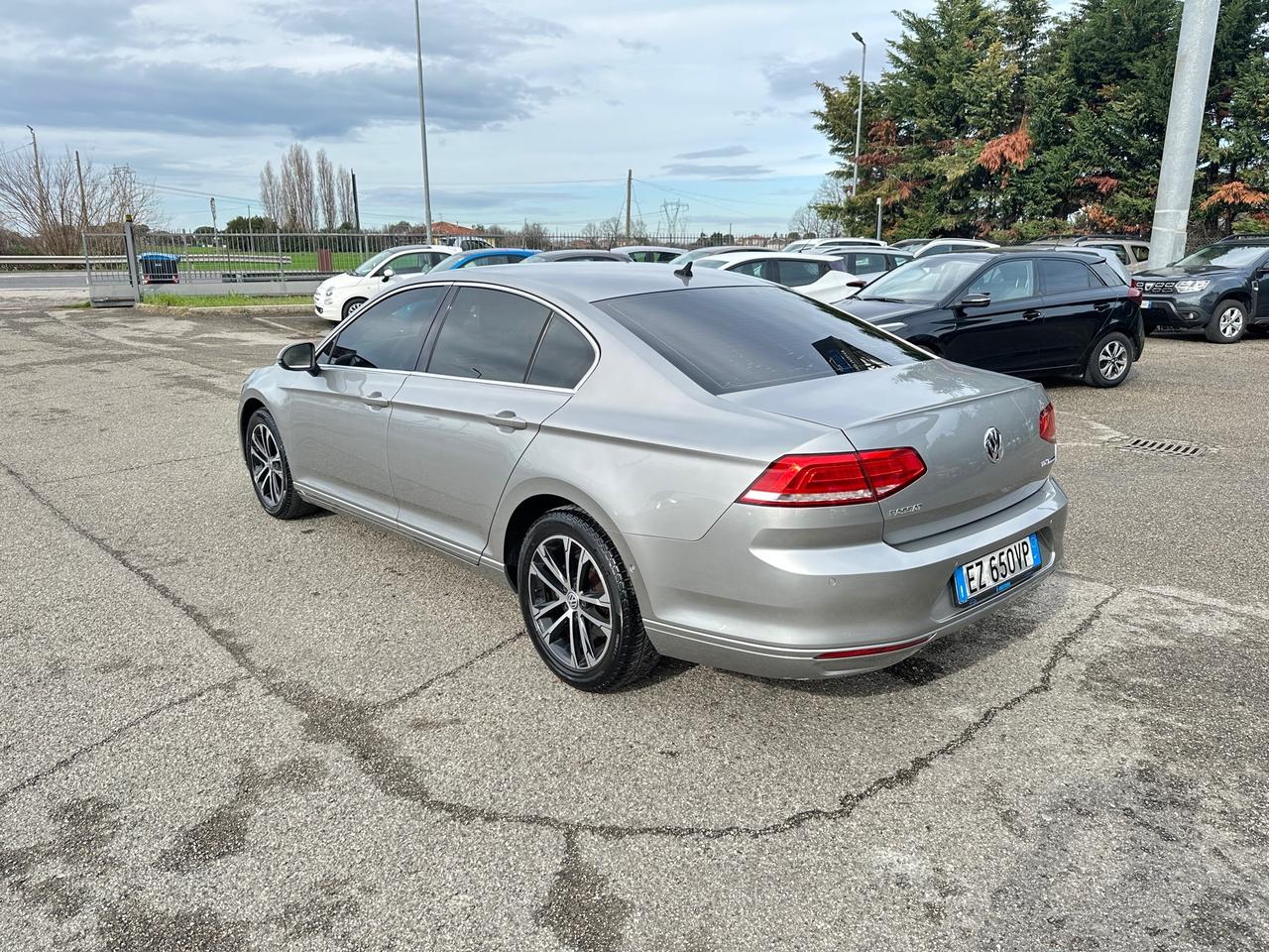 Volkswagen Passat Businessline 1.6 TDI BlueMotion Technology - 2015