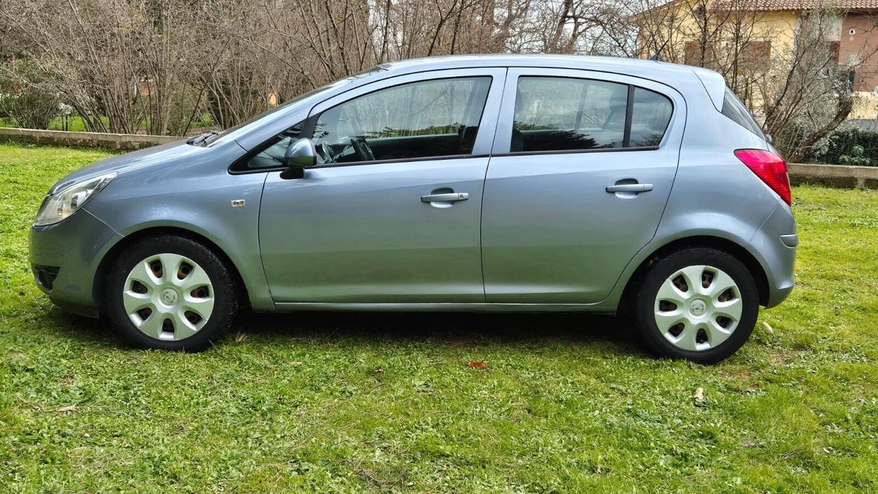 Opel Corsa 1.2 5P Enjoy 98.000KM Leggi testo NEOPATENTATI