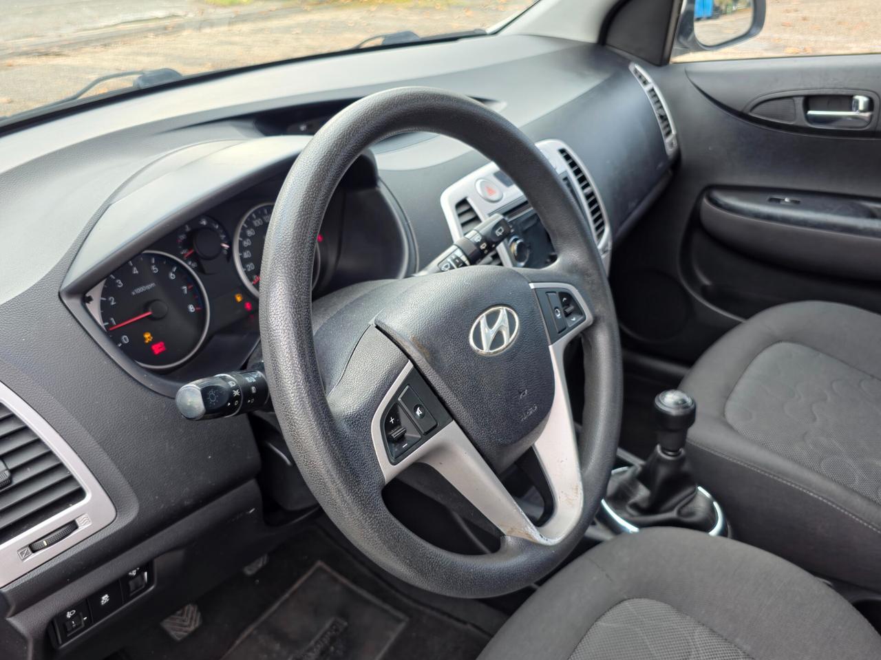 Hyundai i20 1.2 5p. CV-77 Sound Edition 2012-E5 Manuale NEO