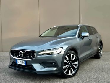 Volvo V60 Cross Country D4 AWD Geartronic Business Plus