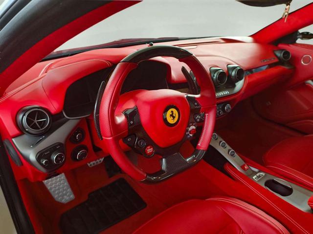 FERRARI F12 berlinetta