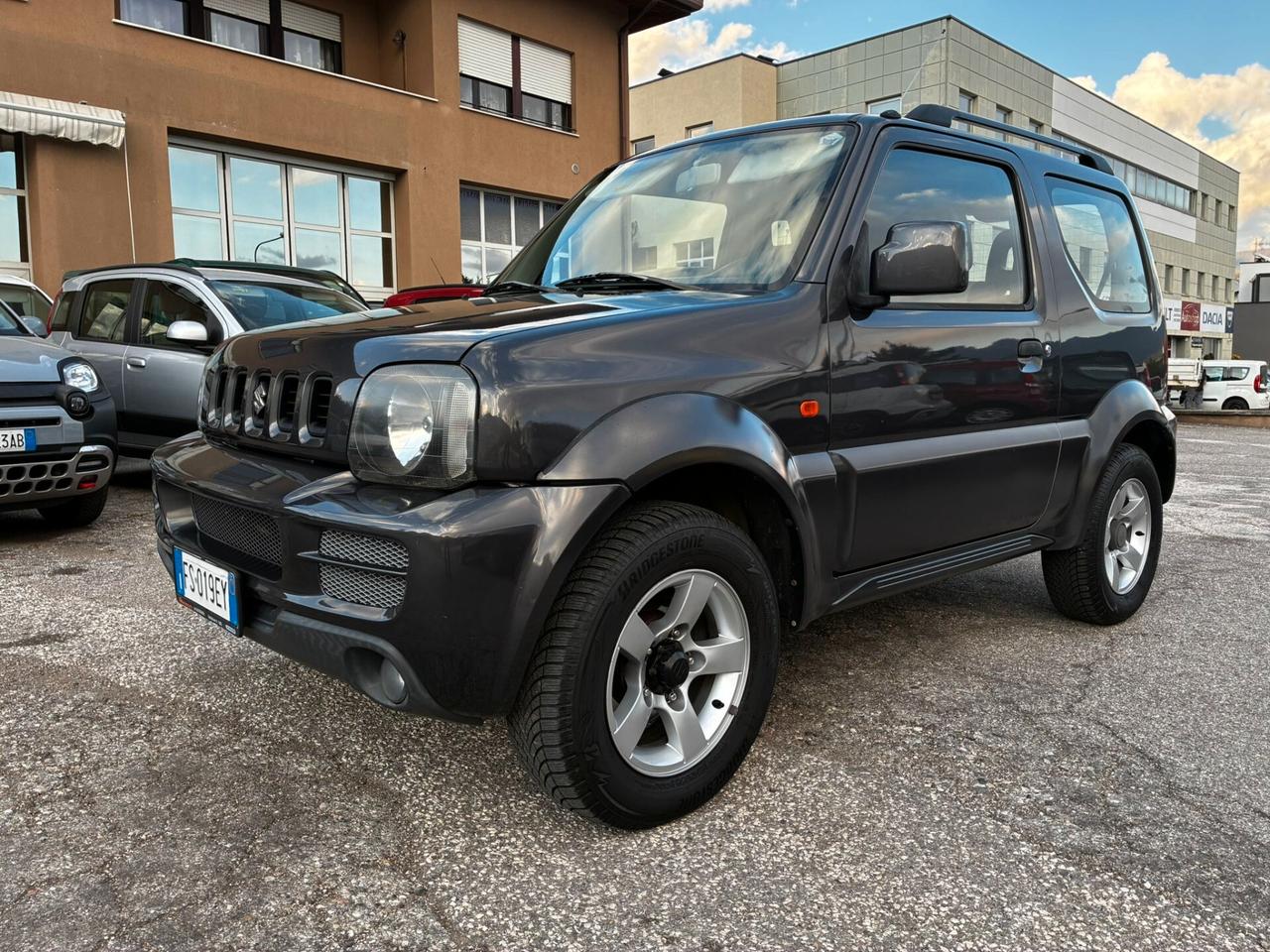 SUZUKI JIMNY 1.3i 16V 4WD JLX AUTOMATICO