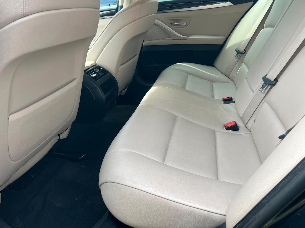 BMW 530 530d XDRIVE 258CV