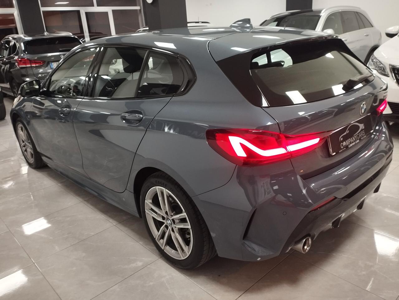 Bmw 116 116d 5p. Msport