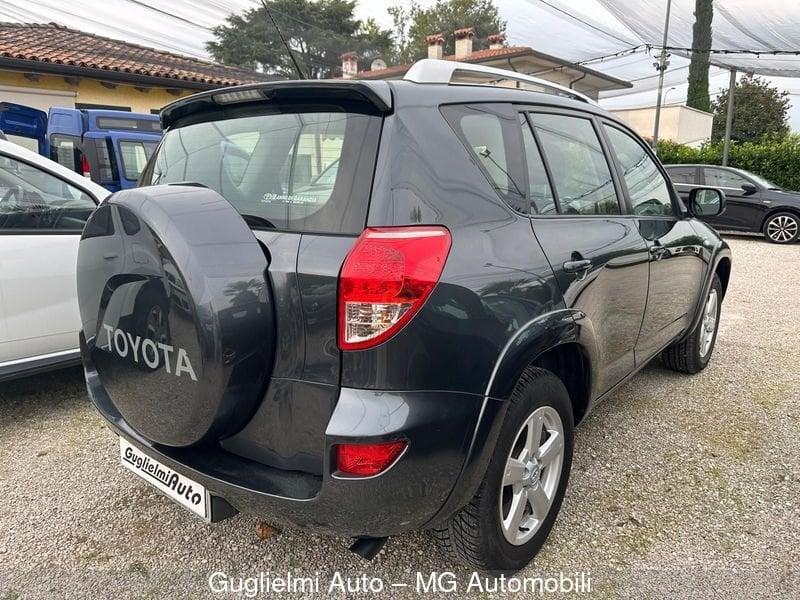 Toyota RAV4 RAV4 2.2 D-4D 177 CV Luxury