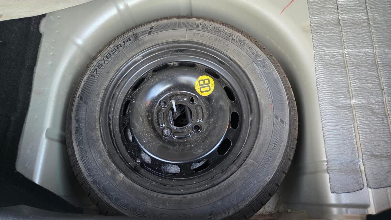 Ford Fiesta 1.5 TDCi 75CV 5 porte Titanium Neopate