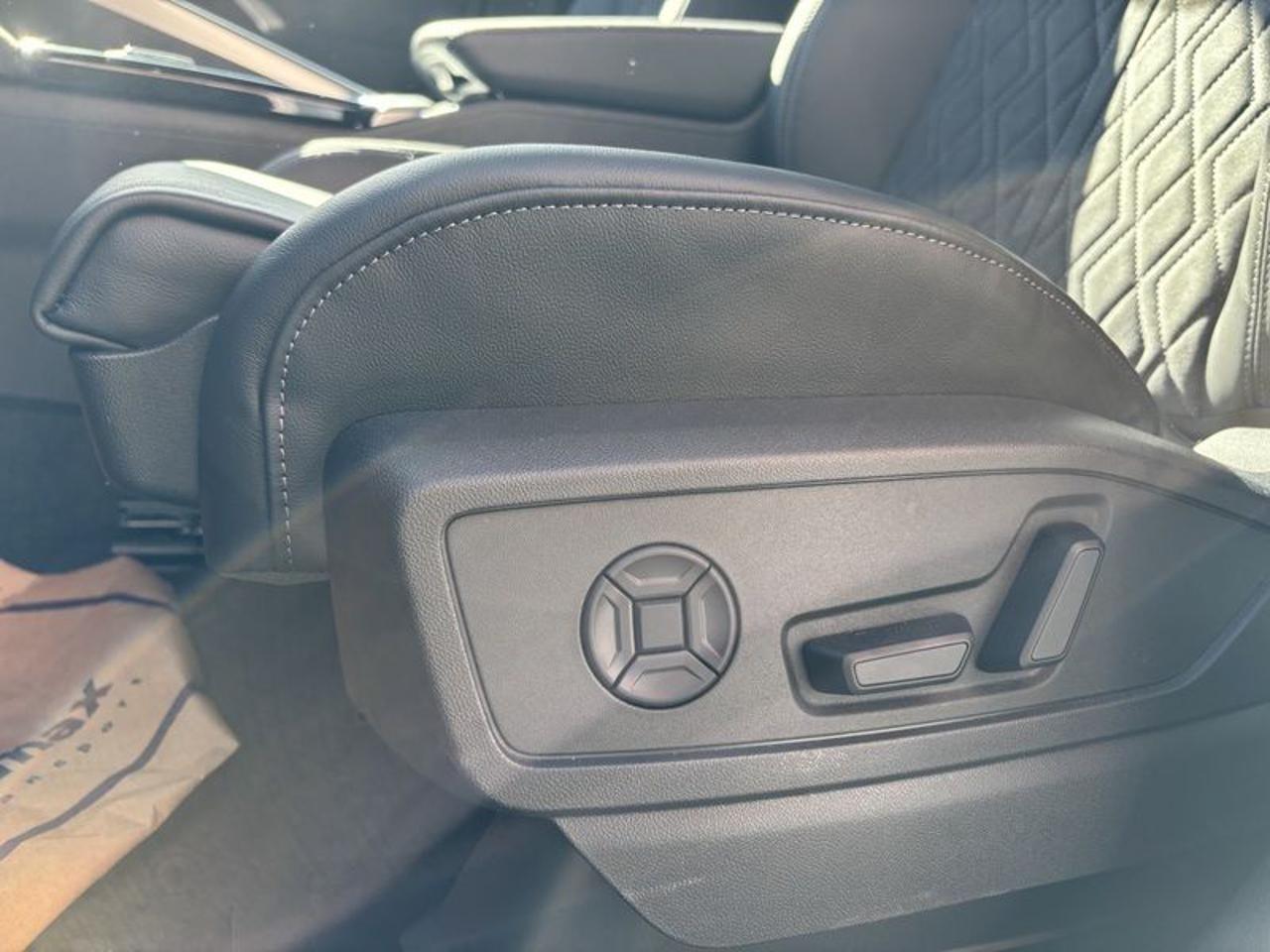 Audi Q5 SPB 40 TDI 204 CV quattro S tronic Identity Black