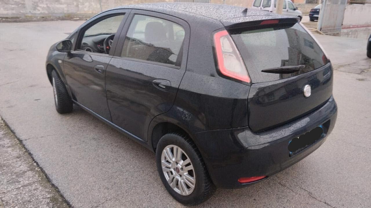 Fiat Punto 1.4 8V 5 porte Natural Power Street