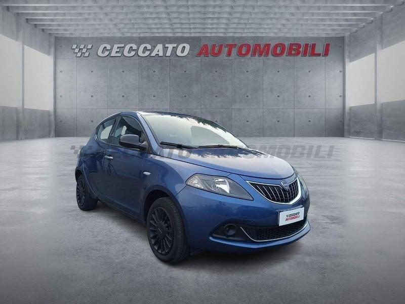 Lancia Ypsilon Ypsilon 1.0 firefly hybrid Silver s&s 70cv 5p.ti