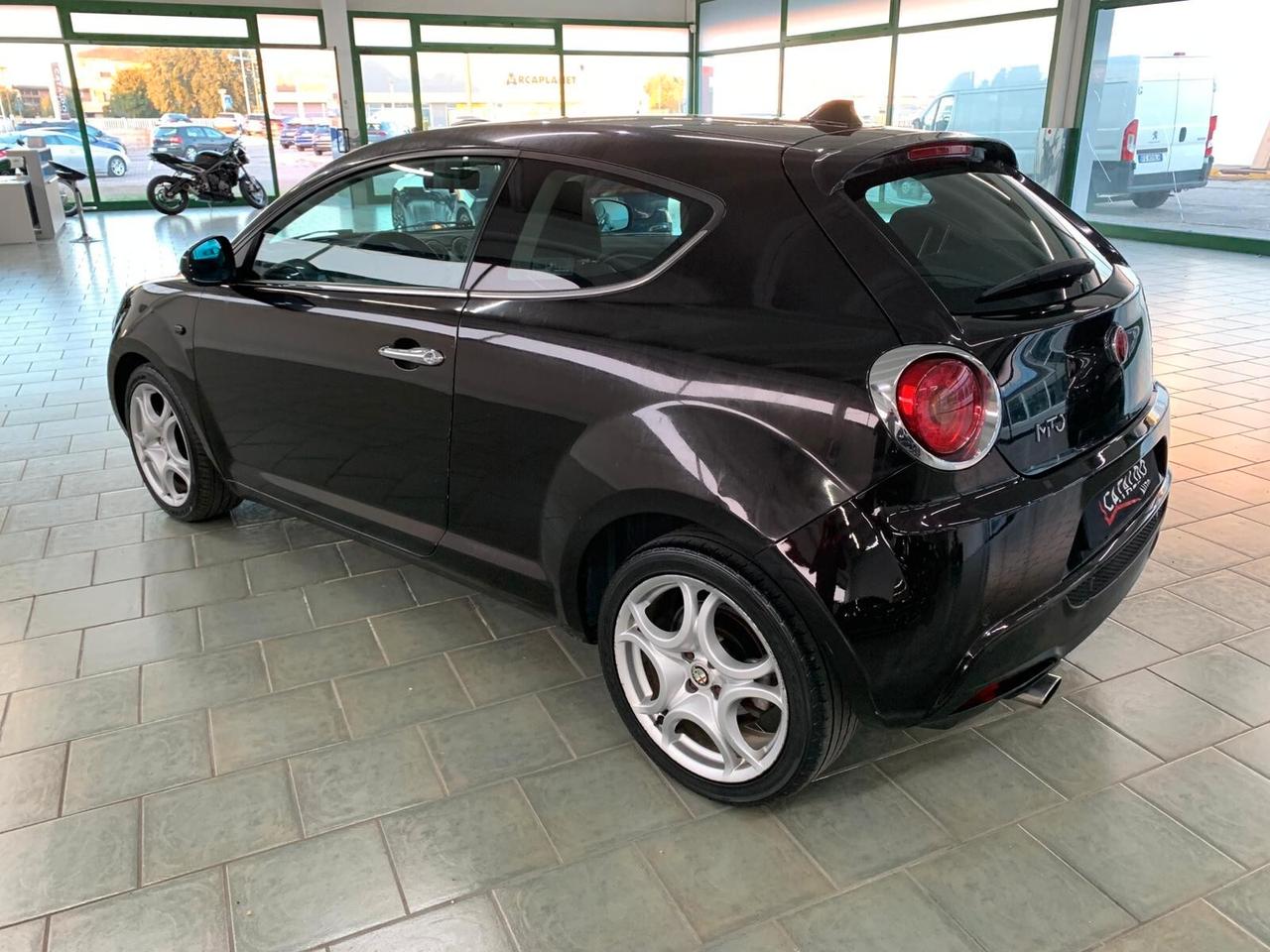 Alfa Romeo MiTo 1.3 JTDm-2 95 CV S&S Distinctive Premium Pack