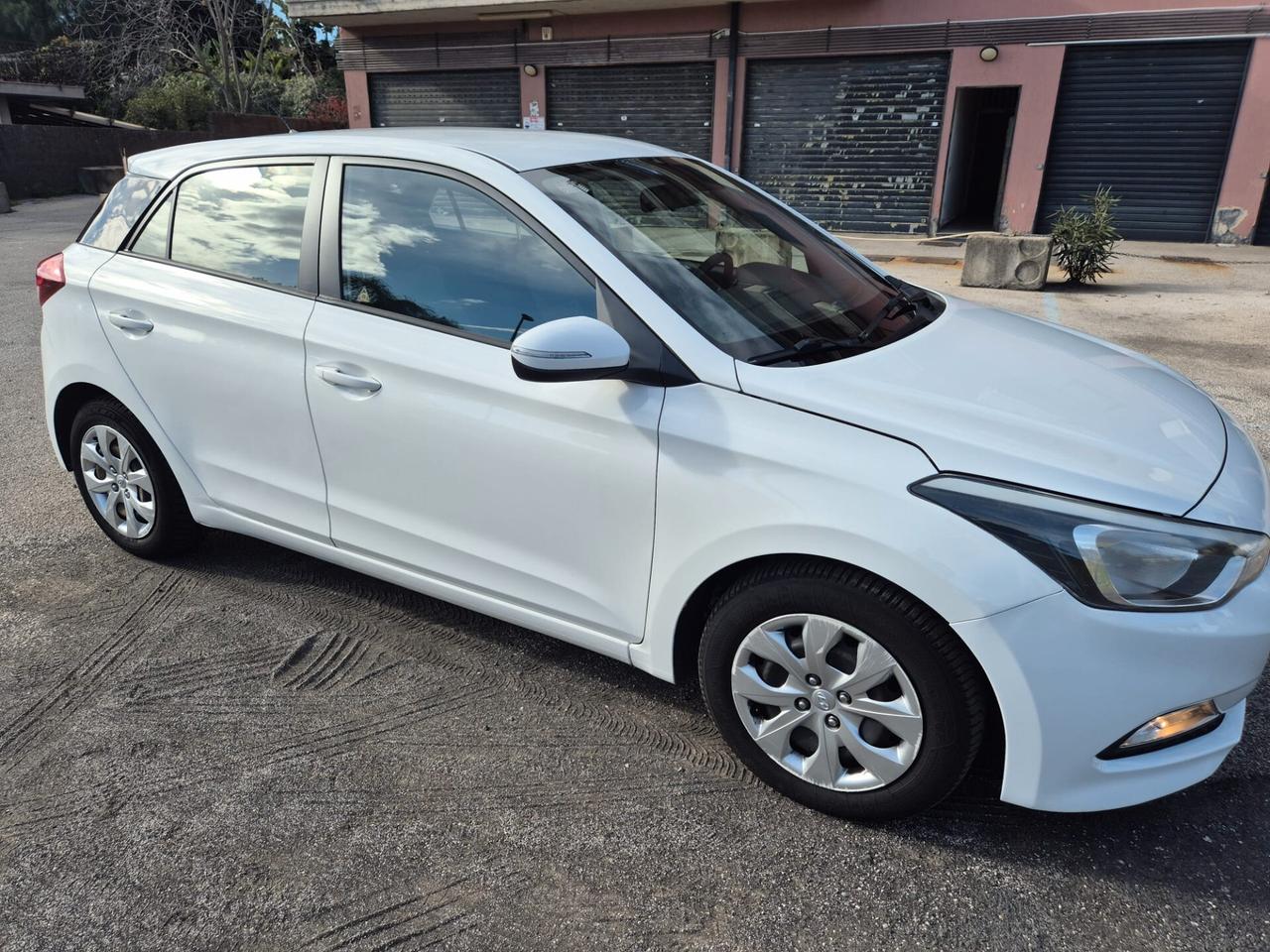 Hyundai i20 1.1 CRDi 12V 5 porte Comfort