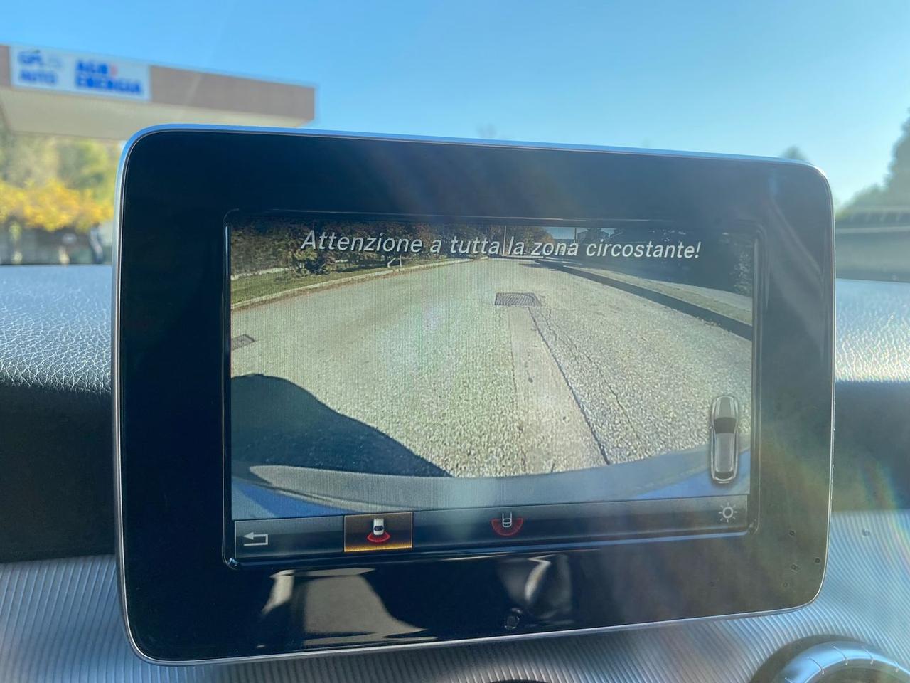 Mercedes-Benz CLA 200 D Premium #7586