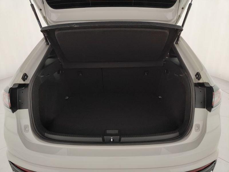 Volkswagen Taigo 1.0 TSI DSG R-Line