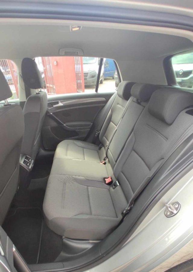 VOLKSWAGEN Golf 1.6 TDI 115CV DSG SERIE 7- Business BM Technolo