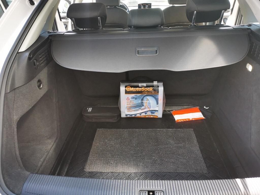 AUDI Q3 Q3 2.0 TDI 120 CV Business