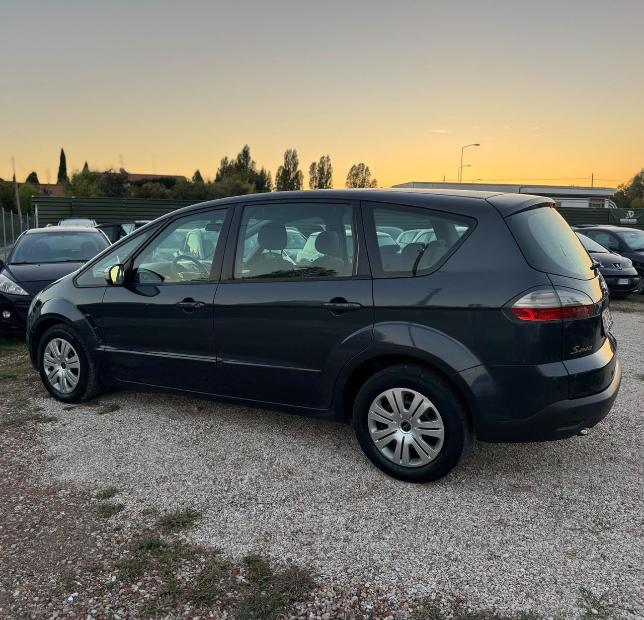 Ford S-Max+ 2.0 TDCi 140CV DPF