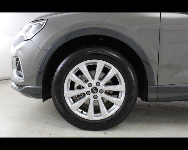 AUDI Q3 35 TDI S tronic Business Advanced