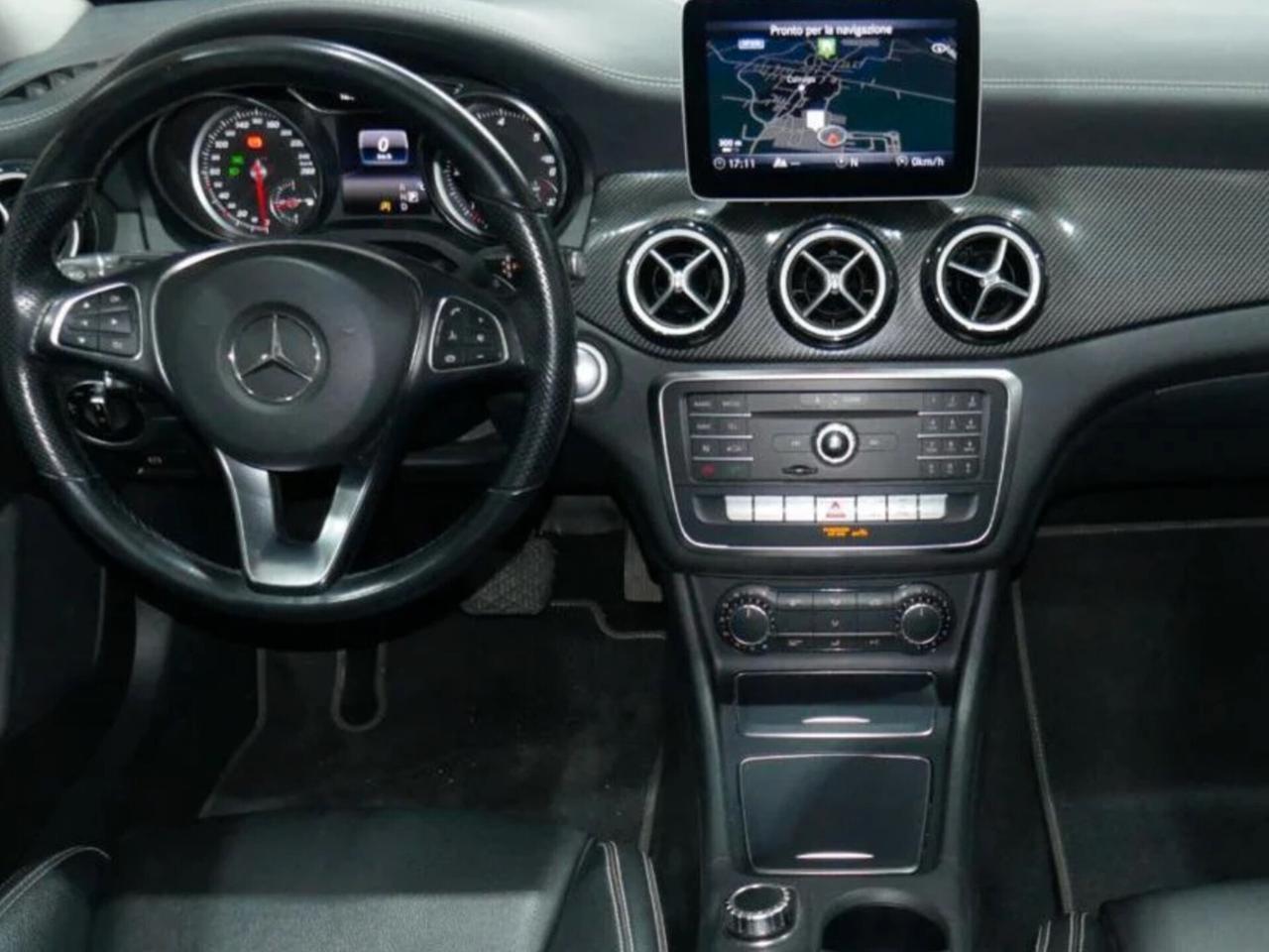 Mercedes-benz CLA 200 D SW 4 MATIC AUTOMATIC NIGHT EDITION PERFETTA