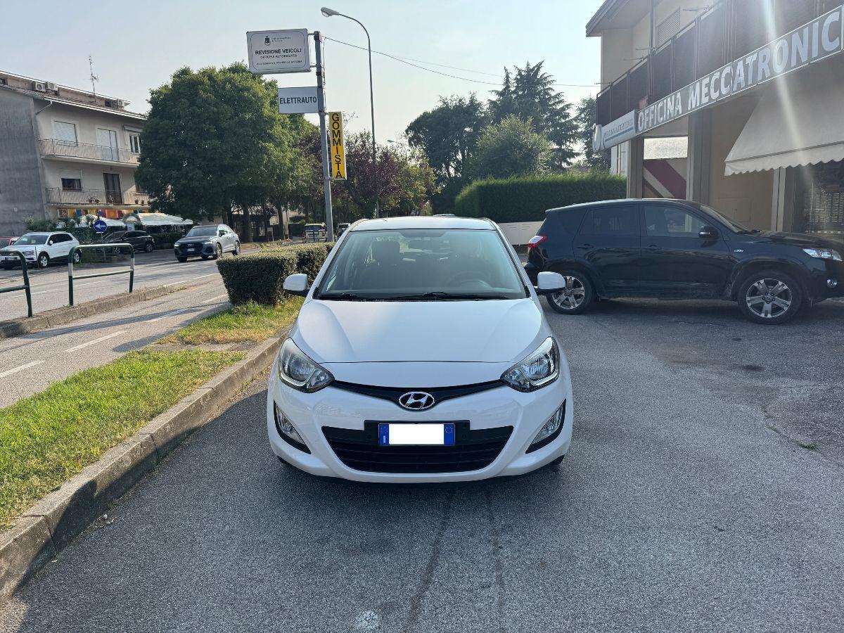 HYUNDAI - i20 - 1.2 5p. Classic NEOPATENTATI