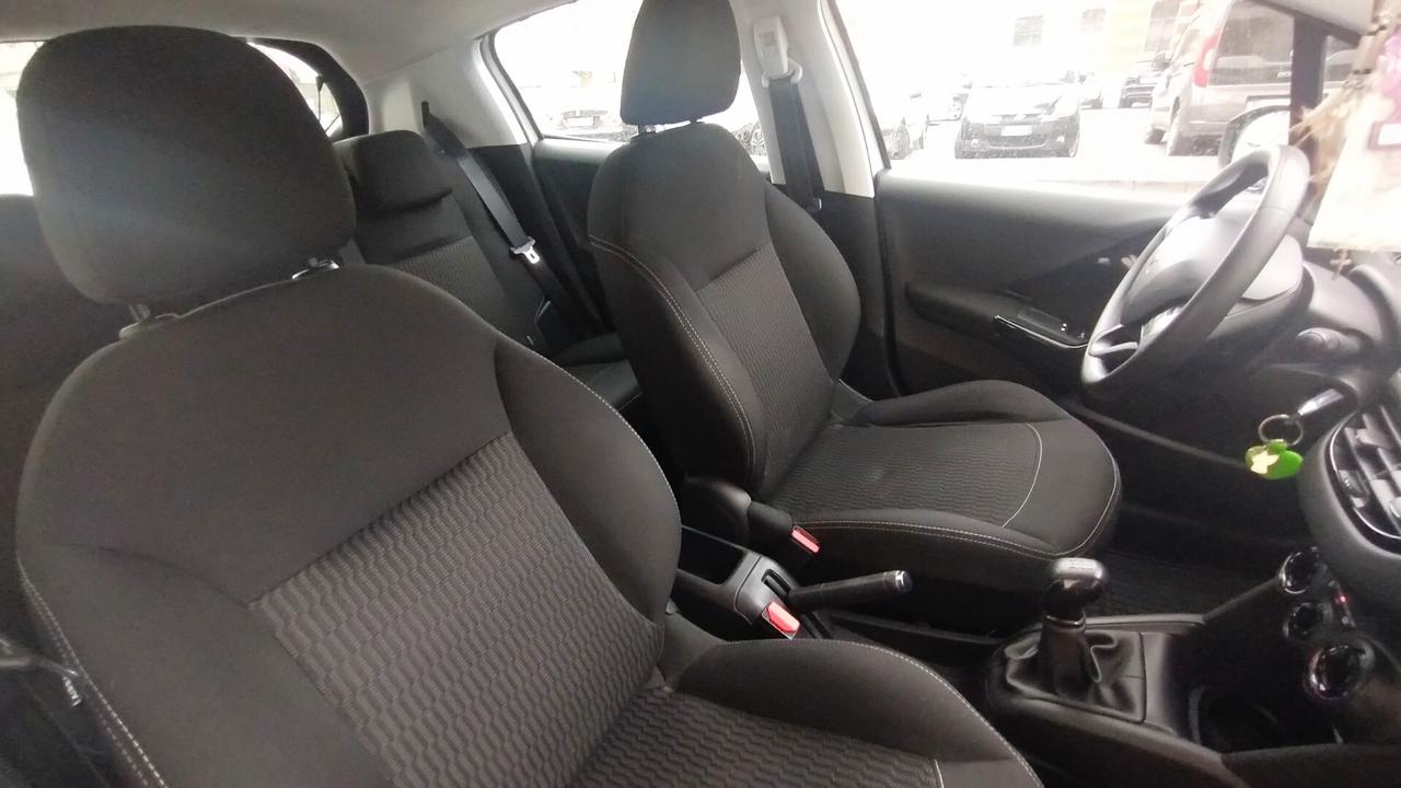 Peugeot 208 BlueHDi 75 S&S 5 porte Active