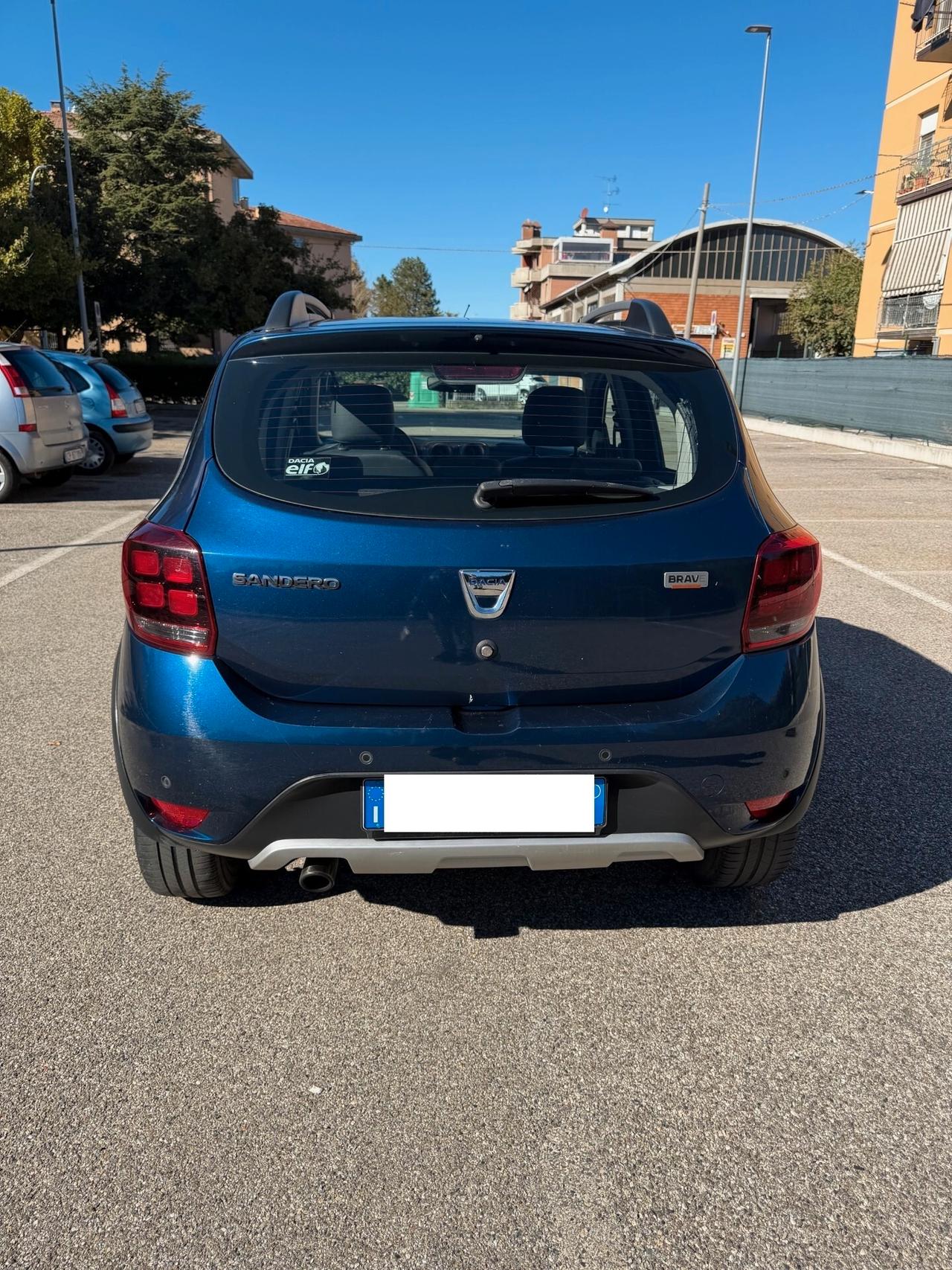 Dacia Sandero Stepway 0.9 tce - NEOP. - 12 MESI DI GARANZIA -