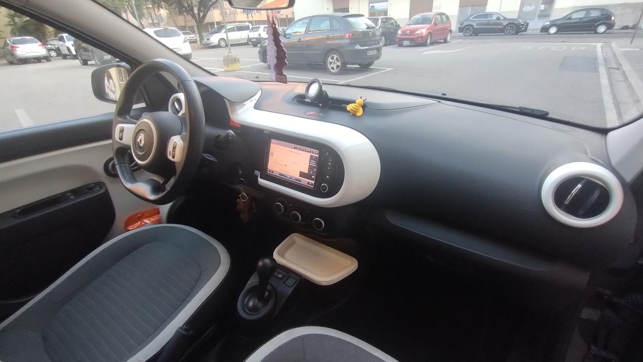 Renault Twingo SCe EDC Lovely