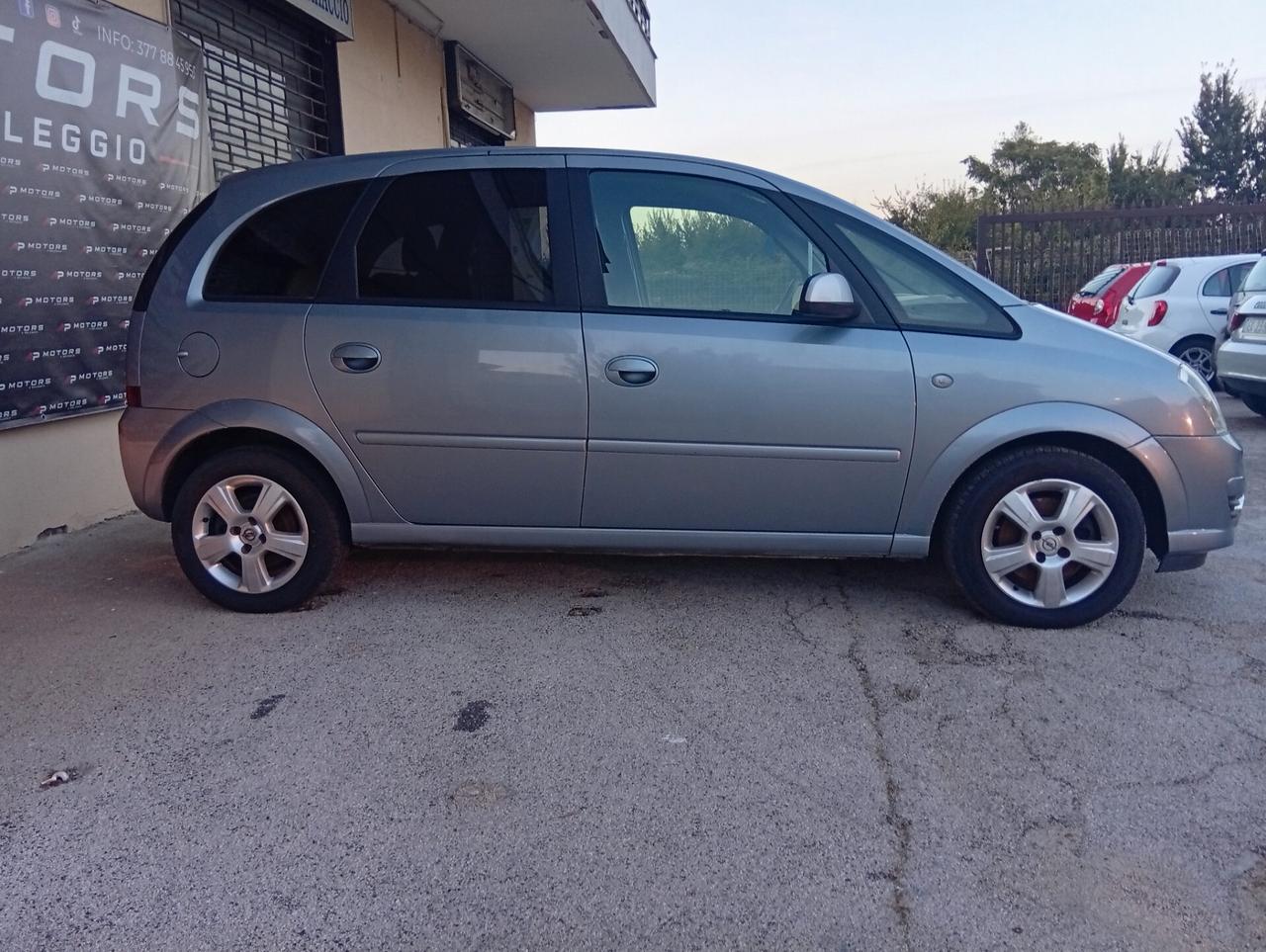 Opel Meriva 1.6 16V Cosmo