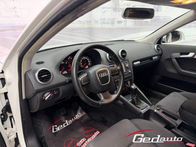 AUDI A3 SPB 1.6 TDI 105 CV CR Ambition BI-XENON NAVI LED