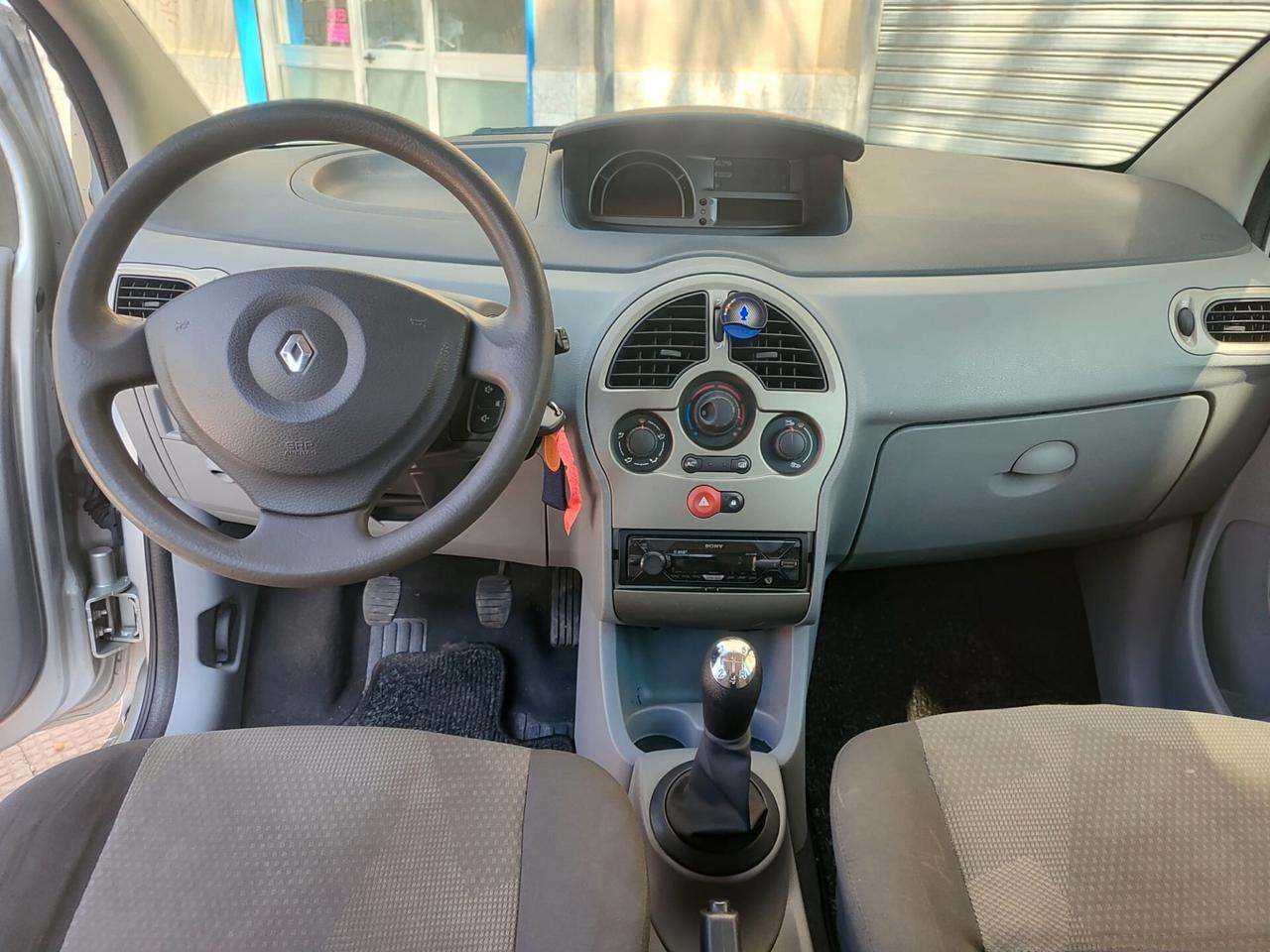 Renault Modus 1.2 Benz. 75CV (98000 KM)!