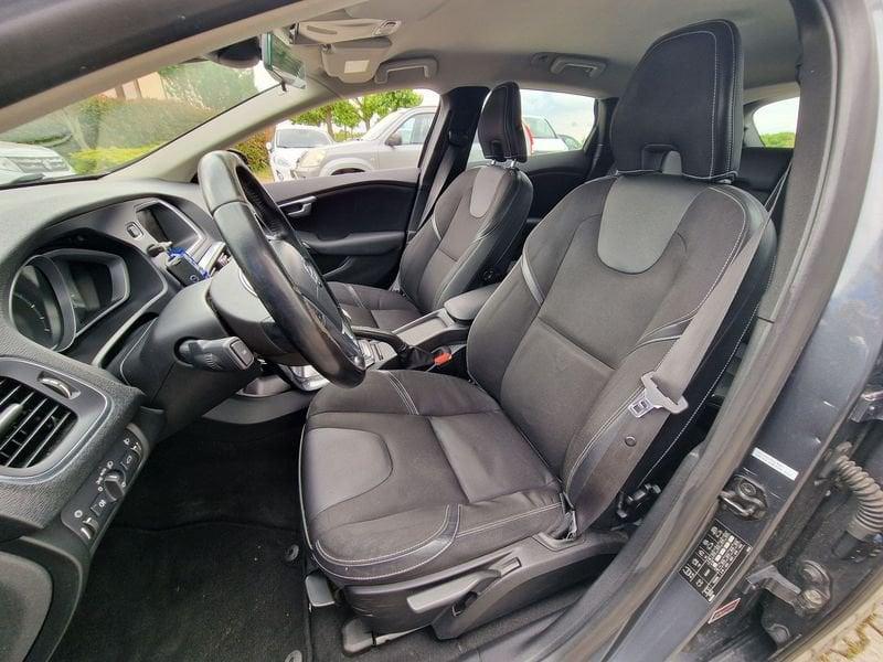 Volvo V40 V40 D2 Momentum