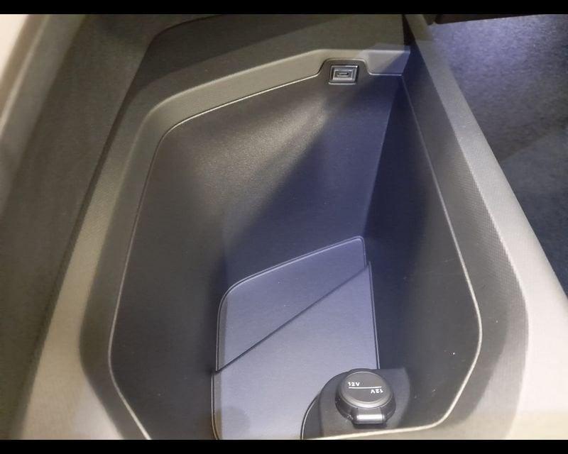 Peugeot 5008 Nuovo Hybrid 145 e-DCS6 ALLURE