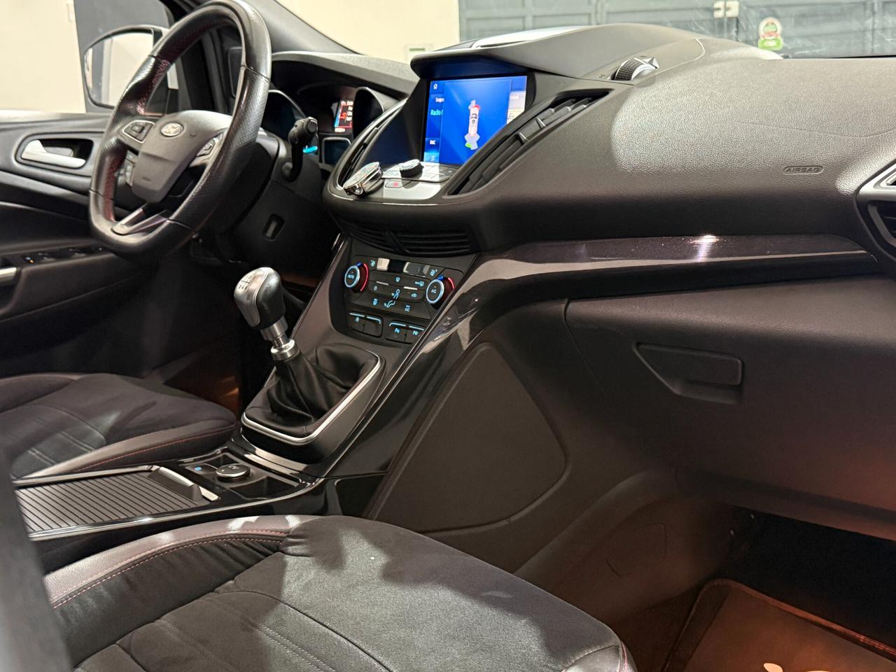 Ford Kuga 2.0 TDCI 120 ST-Line Tetto apribile