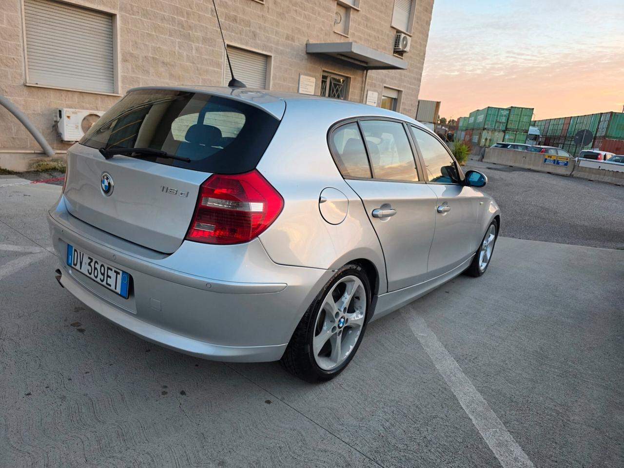 Bmw 118 118d cat 5 porte Futura DPF SOLO 130.000 KM