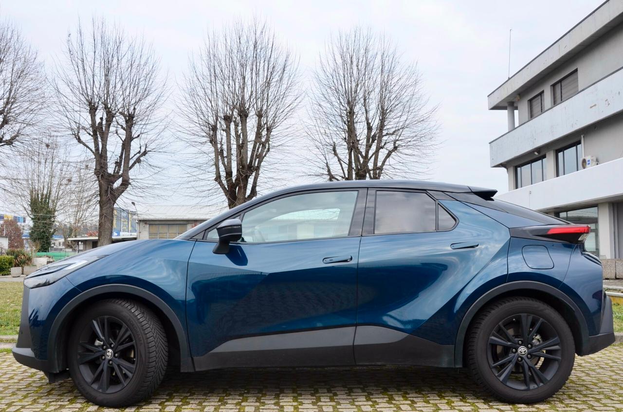 TOYOTA C-HR 2.0 HEV TREND FWD 197cv E-CVT, UNICOPROPRIETARIO, SERVICE TOYOTA, FARI FULL LED, NAVI, APPLE ANDROID, PERMUTE