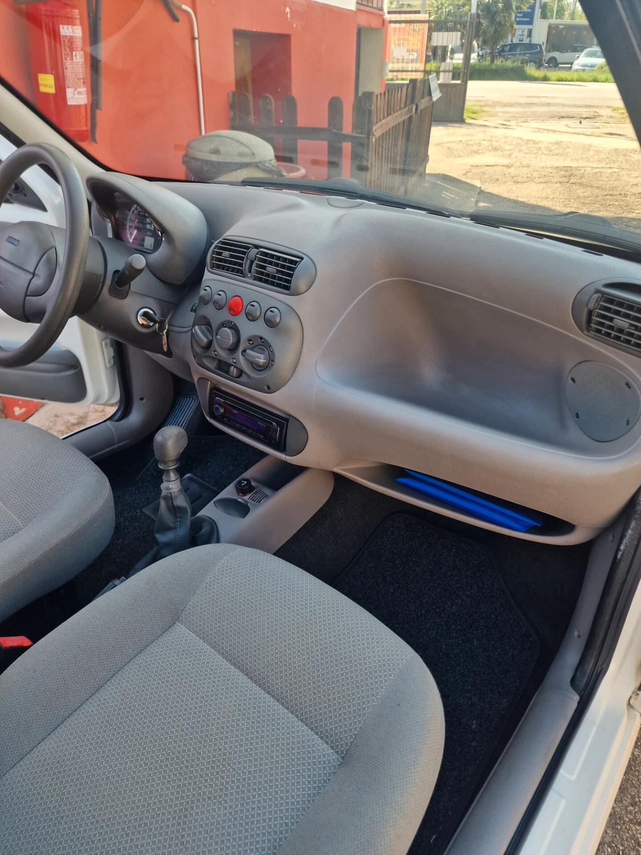 Fiat 600 Distribuzione nuova.