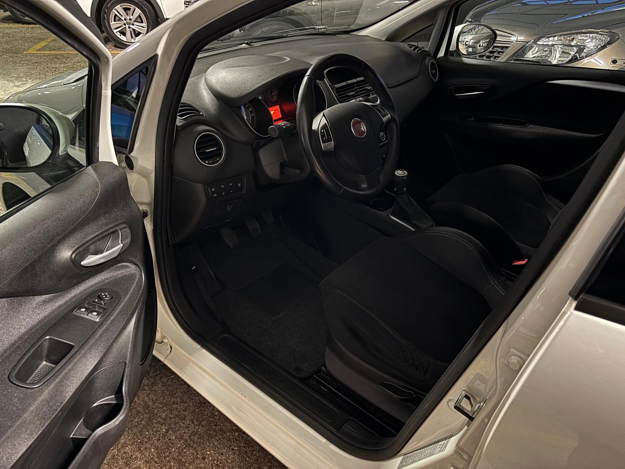 Fiat Punto 1.4 8V 57KW 75CV Natural Power Lounge