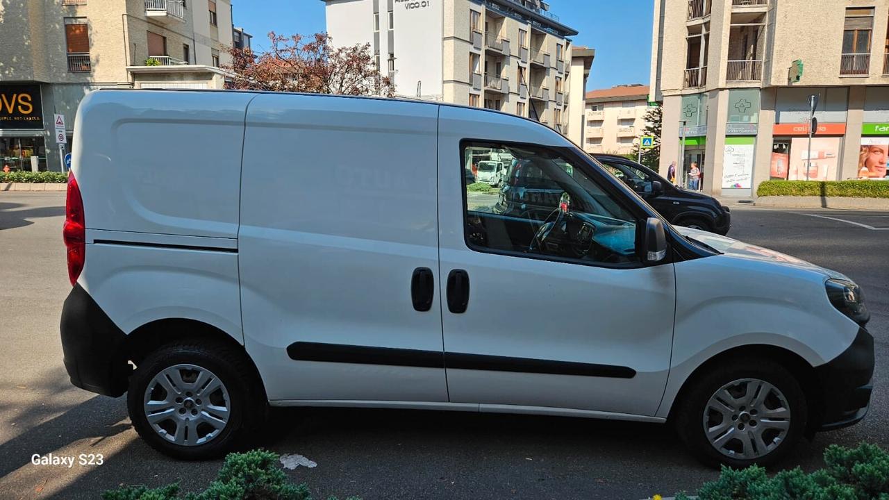Fiat Doblo Doblò 1.6 MJT 105CV S&S PC-TN Cargo Lounge