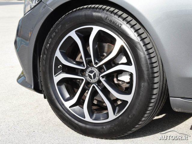 MERCEDES-BENZ C 180 d Wagon Automatic Sport Fari LED, Retrocamera