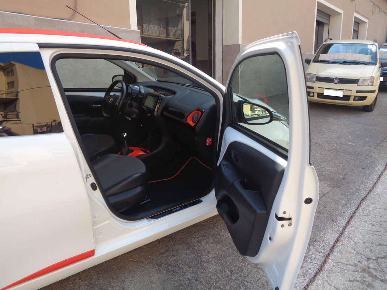 Toyota Aygo Connect 1.0 VVT-i 72 CV x-wave (Finanziabile)