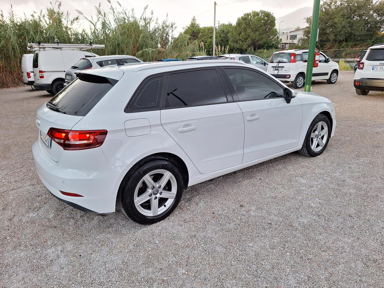 Audi A3 SPB 35 TDI S tronic Business