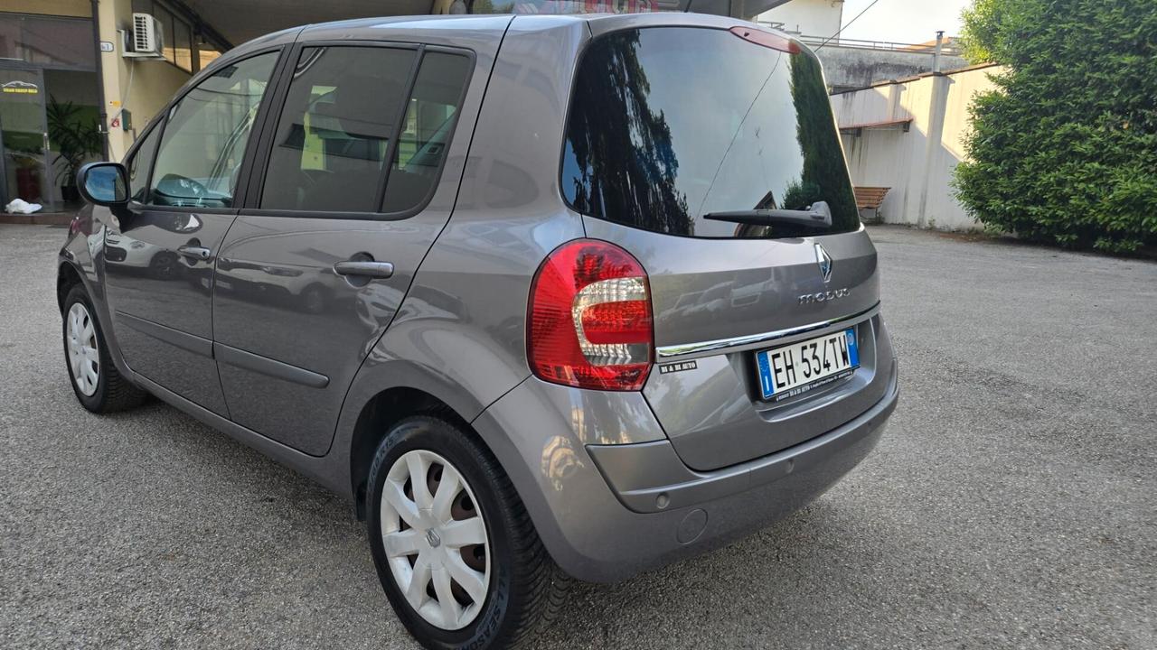 Renault Modus Grand Modus 1.5 dCi 90CV Neopatentati