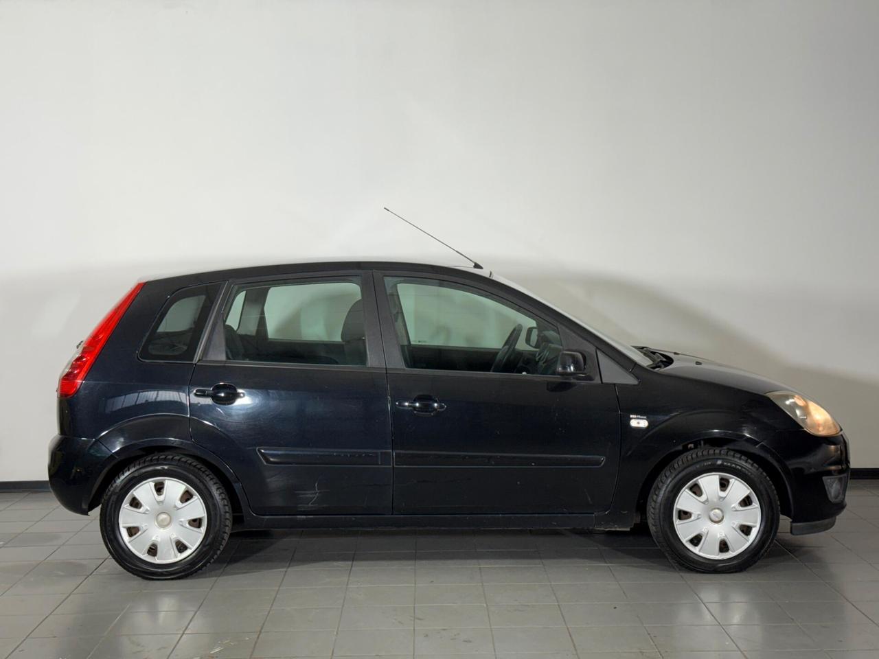 Ford Fiesta 1.4 TDCi 5p. Ghia