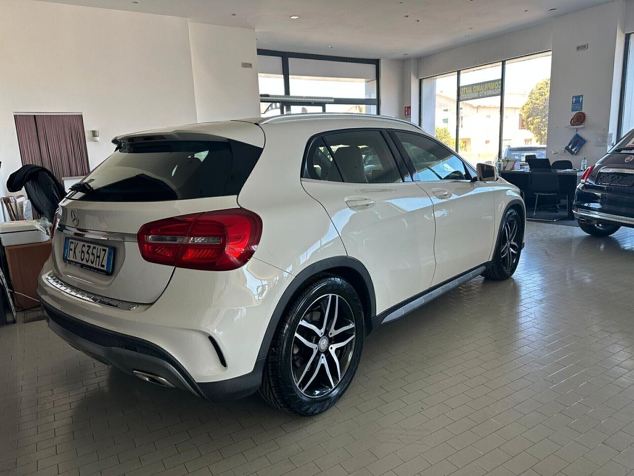 Mercedes-benz GLA 180 GLA 180 d Premium