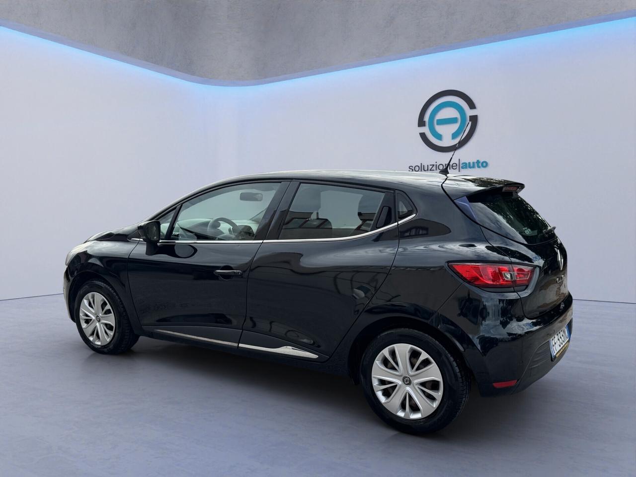 Renault Clio 1.2 75CV 5 porte Life NEOPATENTATI