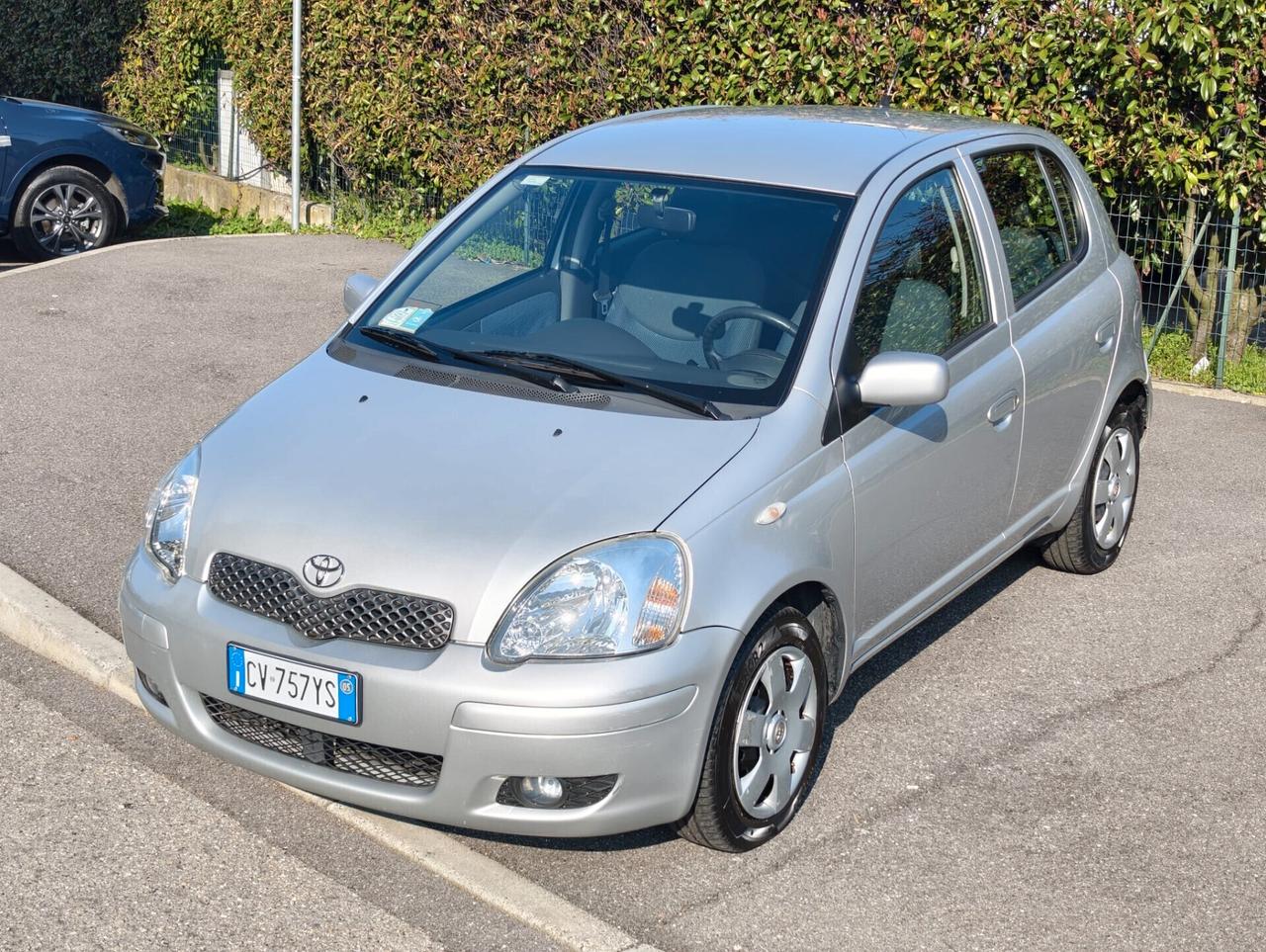 Toyota Yaris 1.0i 16V cat 5 porte Expo