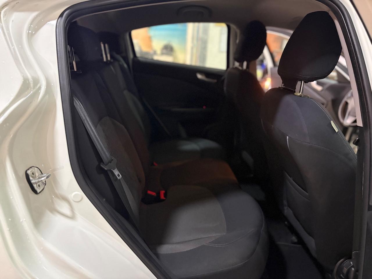 Alfa Romeo Giulietta 1.4 Turbo 120 CV GPL Distinctive permute finanziamenti